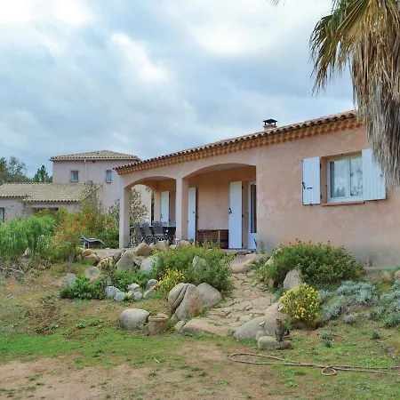 Three-bedroom Holiday In Vecchio 度假居 *